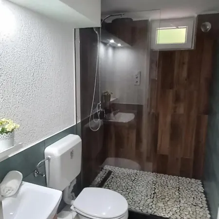 A Bringas Apartman 2 Balatonfured Exterior photo