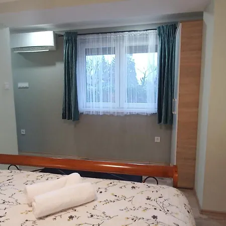 A Bringas Apartman 2 Balatonfured Exterior photo