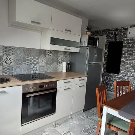 A Bringas Apartman 2 Balatonfured Exterior photo